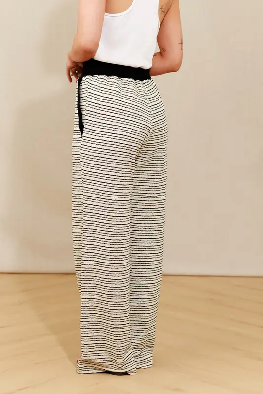 CALÇA MELINA