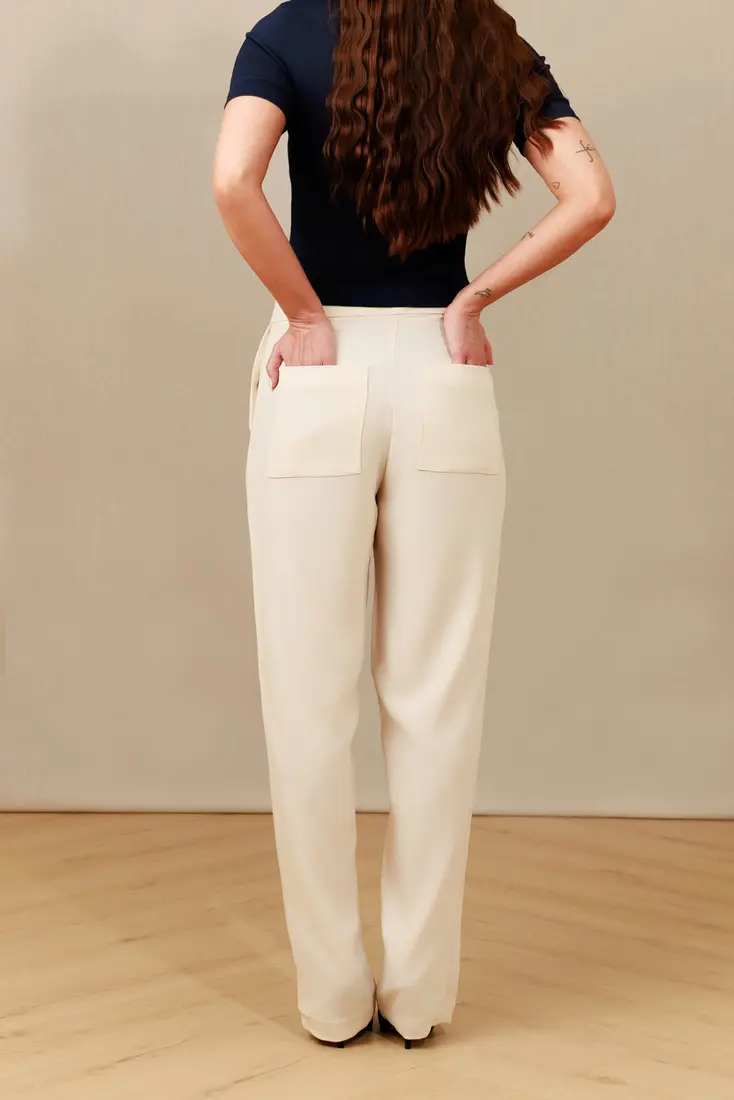 CALÇA SABRINA