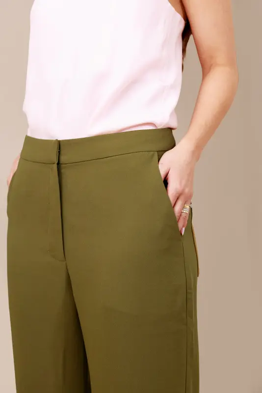 CALÇA SABRINA