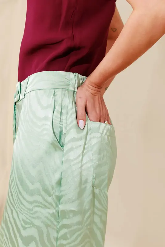 CALÇA OLGA