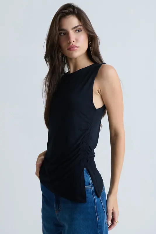 BLUSA TAY