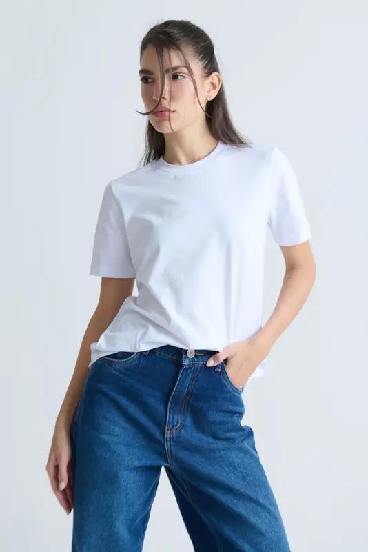 T SHIRT BASIC